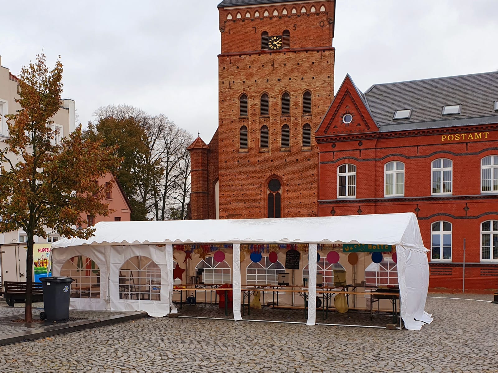 Hüpfburgcenter-Sternberg.de